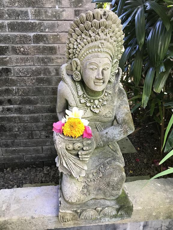 巴厘岛阿雅别墅 塞米亚克 外观 照片